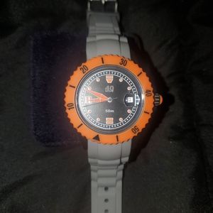 40 nine watch